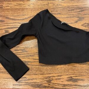Zara black one sleeve top, size M